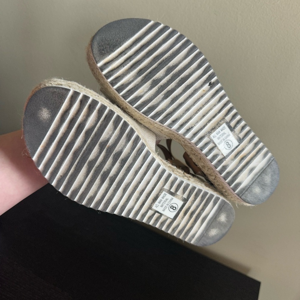 Soda Women's Beige Platform Sandals - Picture 4 of 4